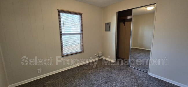 Building Photo - 3013 Prairie Grove Dr