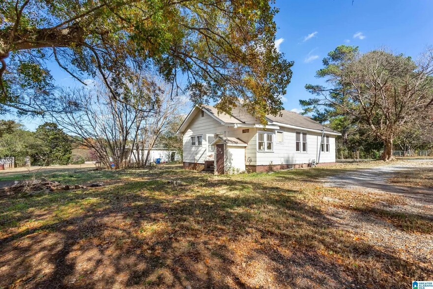 Building Photo - 164 Virginia Ave N