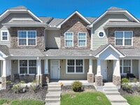 Building Photo - Minutes to Nashville! Stylish 2BR/2.5BA Goodlettsville Townhome