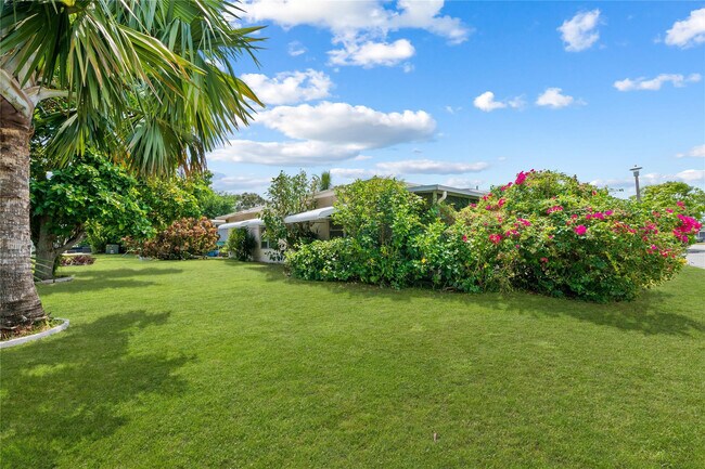 Building Photo - 7005 NW 11th St