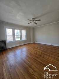 Building Photo - 2849 W Berteau Ave