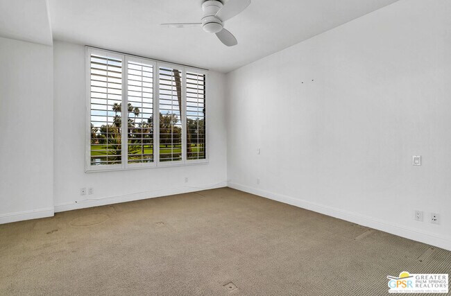 Building Photo - 910 Island Dr