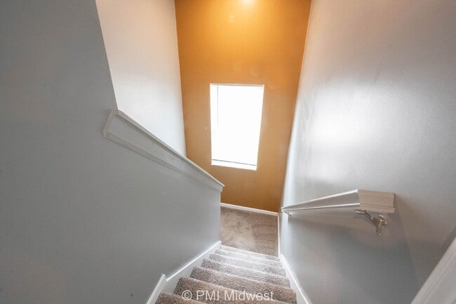 Building Photo - "Spacious 4-Bedroom Gem with 3 Full Baths ...