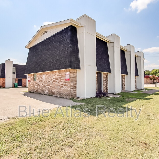 Building Photo - 408 Noble Ave