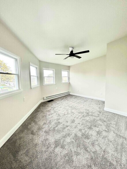 Building Photo - 62 East Ave