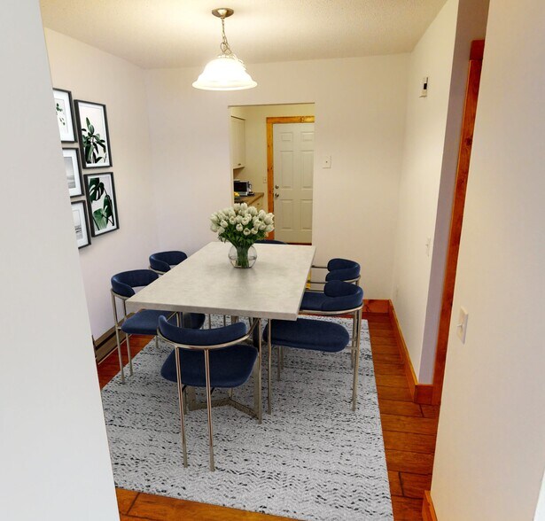 Seperate DiningArea - 254 S Durkin Dr