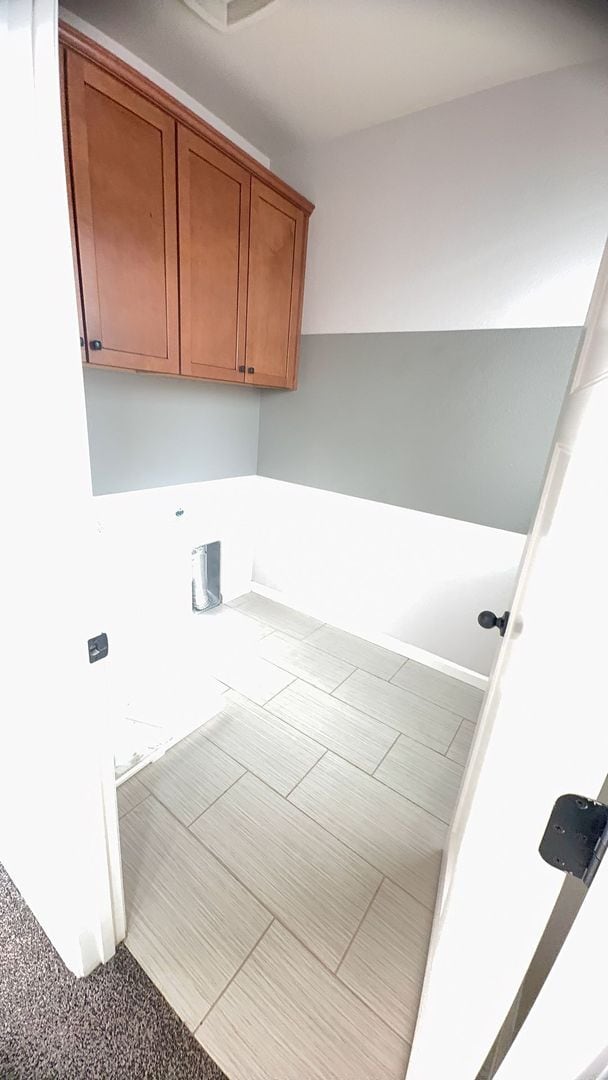 Building Photo - Riverbank!