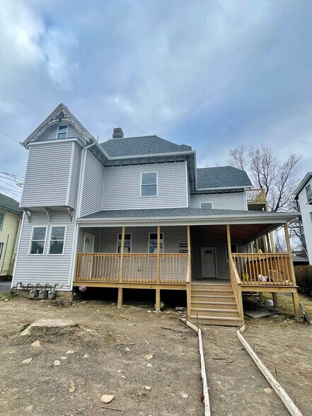 Building Photo - 720 Marion St