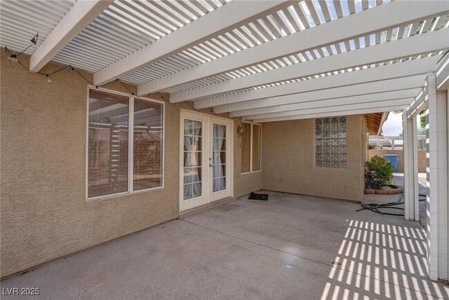 Building Photo - 840 Coastal Beach Rd