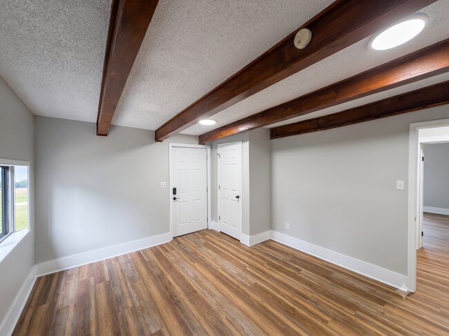 Building Photo - 1258 Agnes Pl