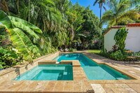 Building Photo - 641 NE 57th St