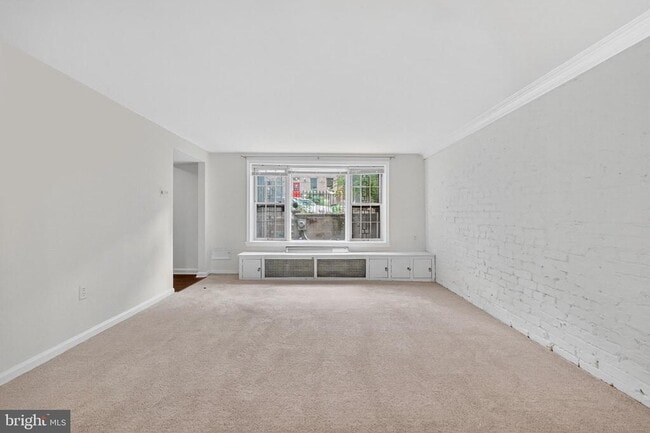 Building Photo - 1745 Lanier Pl NW