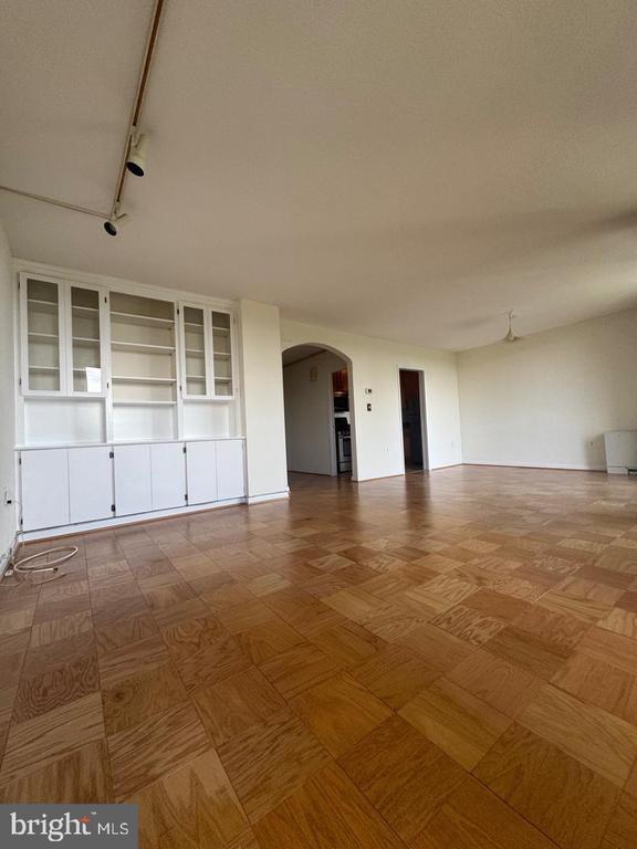 Building Photo - 4242 East-West Hwy