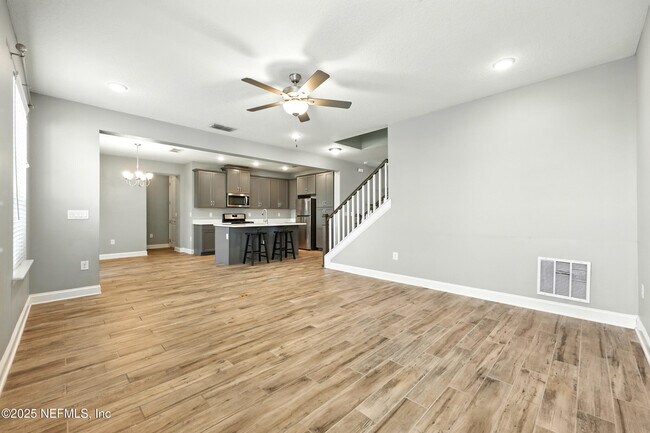 Building Photo - 474 Convex Ln