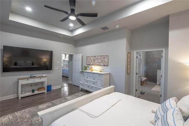 Building Photo - 16459 Courtyard Loop