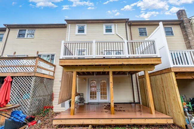 Building Photo - West Shore School District Town-Home For R...
