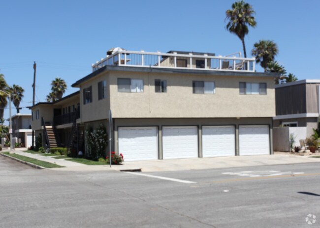 Primary Photo - The Walnut Avenue Apartments