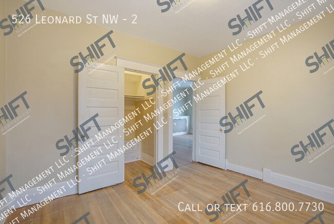 Building Photo - 526 Leonard St NW