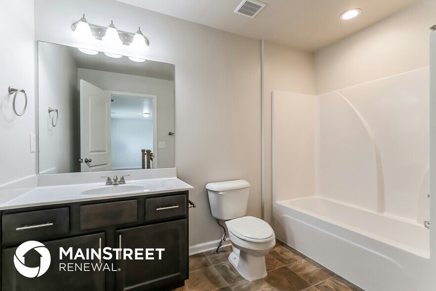 Building Photo - 2521 Guildhall Ln