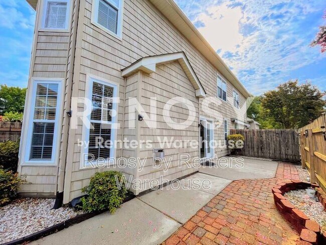 Building Photo - 3932 Cromwell Park Dr
