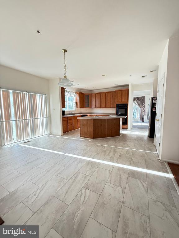 Building Photo - 1403 Northern Lights Dr