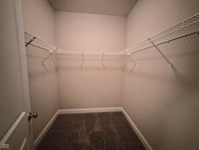 Building Photo - 14221 James Dean Dr