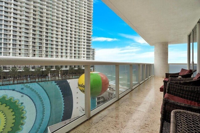 Building Photo - 1800 S Ocean Dr