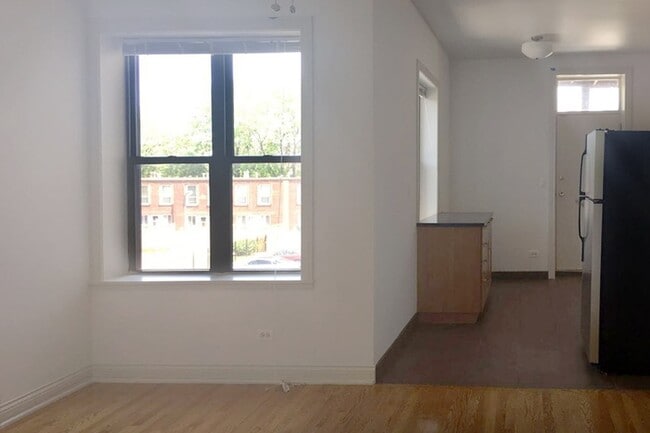 Floorplan - 5355-5361 S. Cottage Grove Avenue