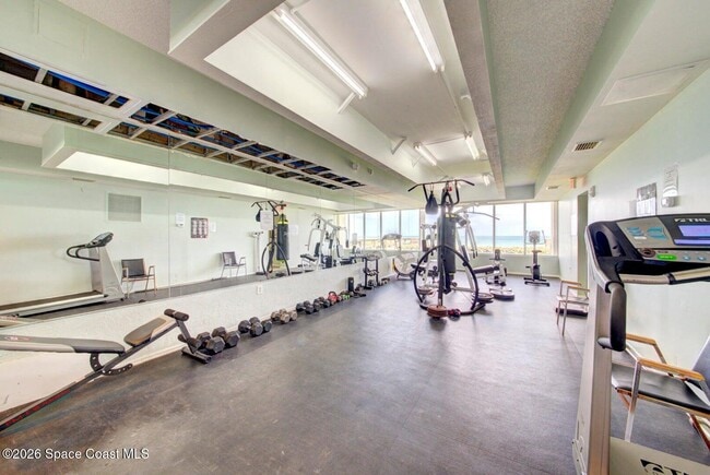 Building Photo - 2225 Jimmy Buffett Mem Hwy