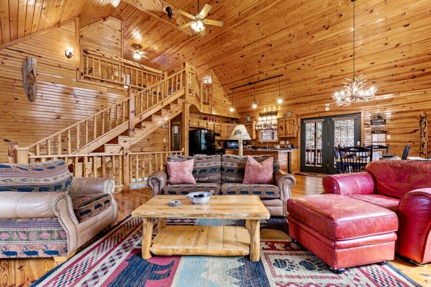 Building Photo - 4040 Hickory Hollow Way