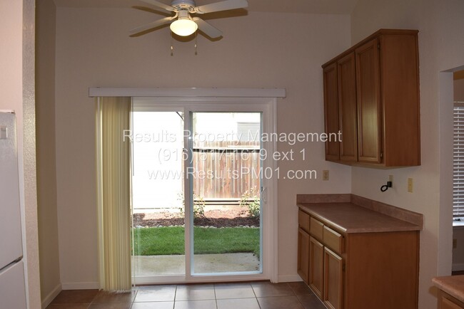 Building Photo - 4 Bedroom Rocklin Gem! Pet Friendly! Comin...