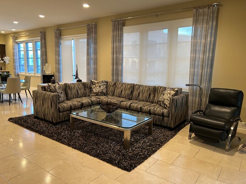 Building Photo - 23500 Park Sorrento