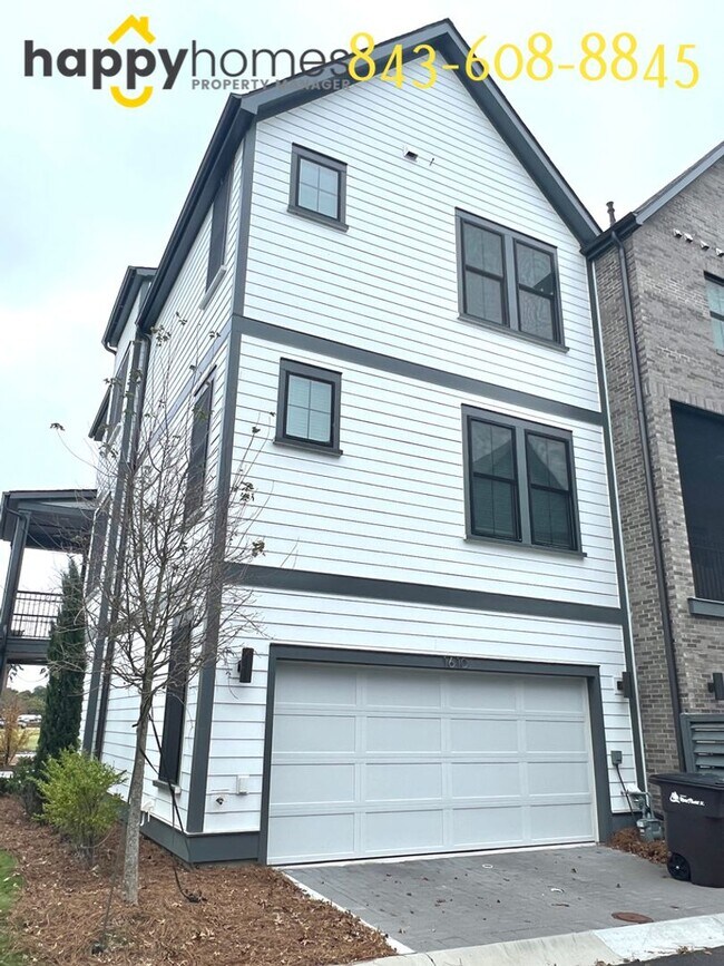 Building Photo - 2/4 Townhome in Midtown Located in Mt. Pleasant!