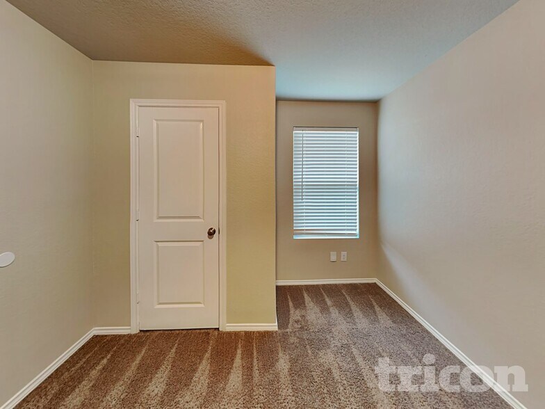 Building Photo - 8522 Amistad Cove