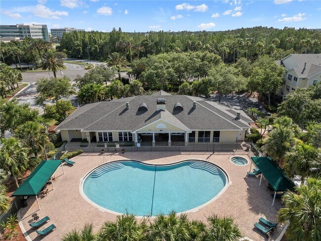 Building Photo - 18229 Bridle Club Dr