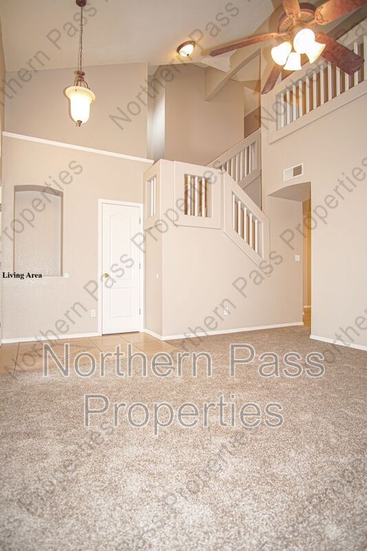 Building Photo - 10790 Adin St