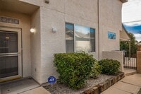 Building Photo - San Antonio Condos Gem!