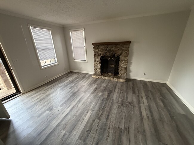 Building Photo - 2341 Kimberly Dr