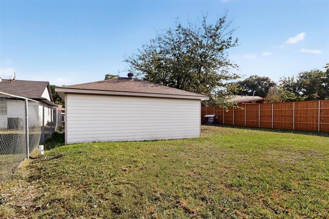 Building Photo - 4429 Oleander Trail