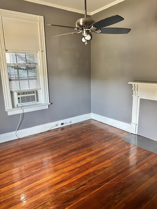 Building Photo - 1113 19th St