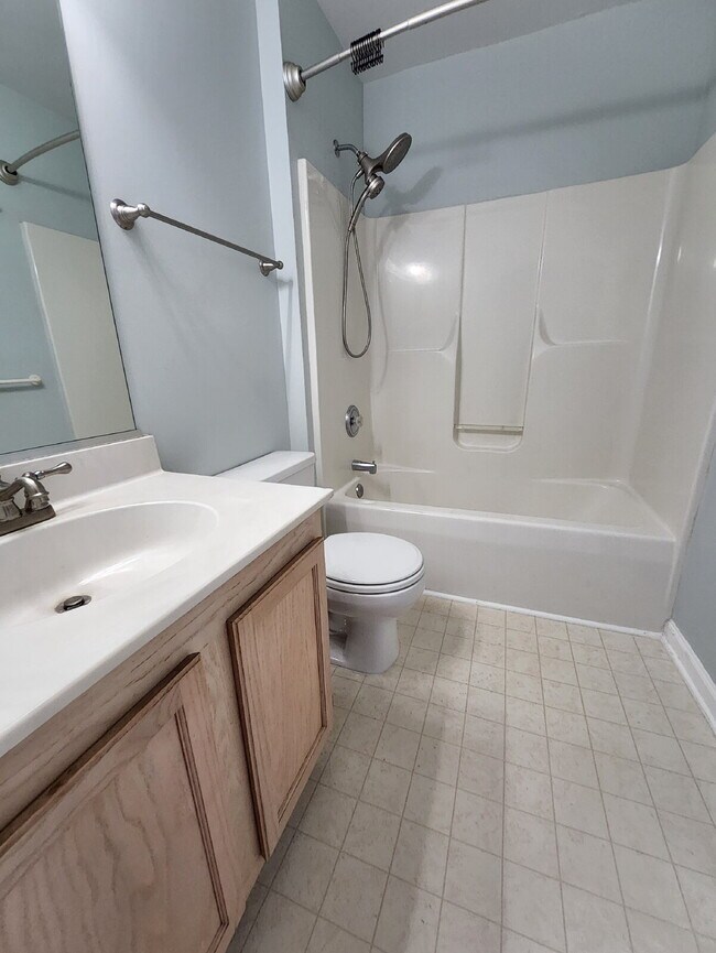 Building Photo - 783 General Wallace Ct