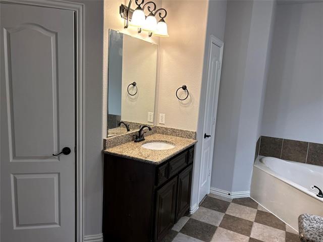 Building Photo - 12435 Honeyflower Dr