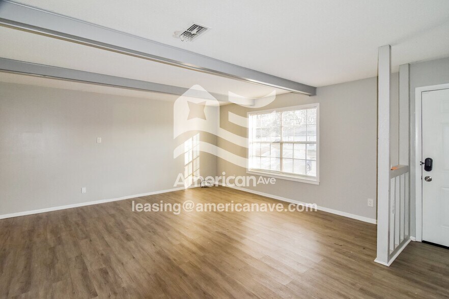 Building Photo - 4509 Hurlston Dr
