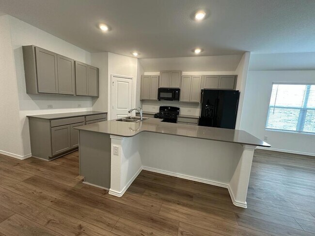 Building Photo - 365 Sonterra Dr