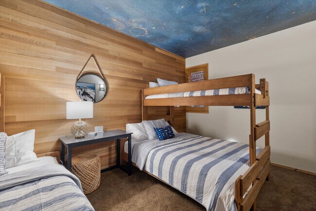 Building Photo - 70335 Sword Fern