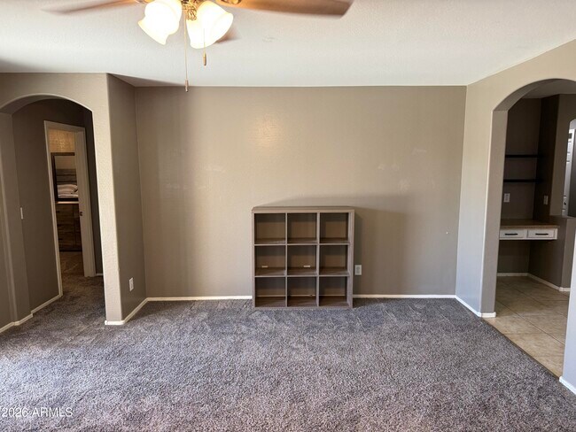 Building Photo - 5943 S 248th Dr