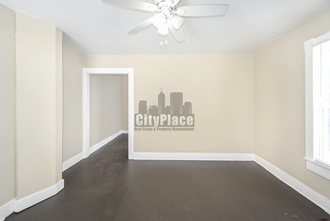 Building Photo - 1022 N Rural St