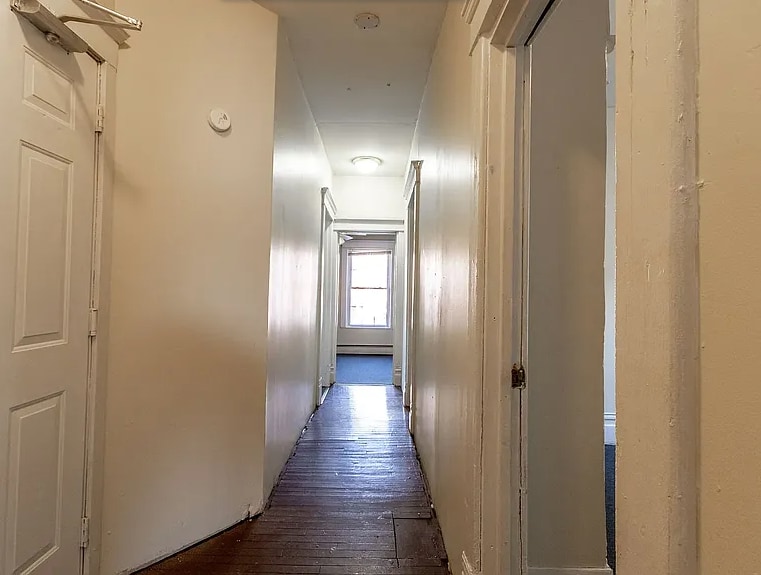 Building Photo - 381 Forest Ave