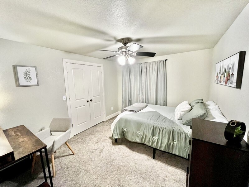 Building Photo - 14547 Broomfield Dr