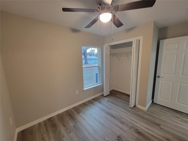 Building Photo - 3150 SW 96th Pl